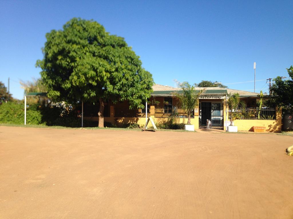 Carnarvon Caravan Park المظهر الخارجي الصورة